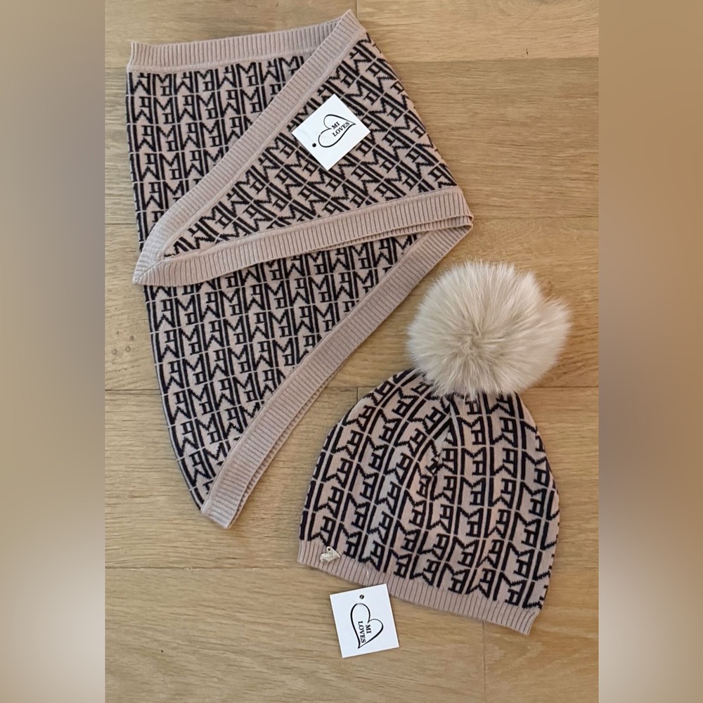 MILOVES NEW  set Beige and Black Kids Beanie with Pom Pom